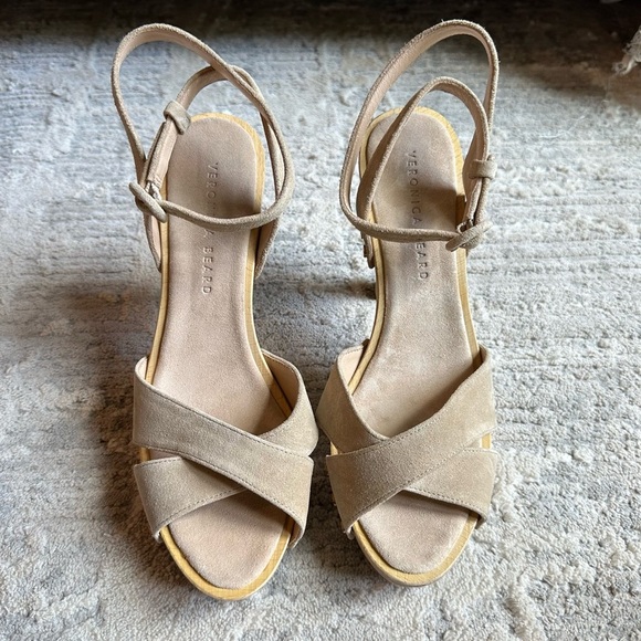 Veronica Beard‎ Lamont Platform Wood Heels Size 9 Tan Suede Leather Ankle
Strap - Picture 3 of 5